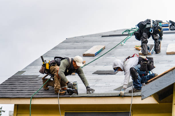 Professional Roofing technician working in Gladstone, VA